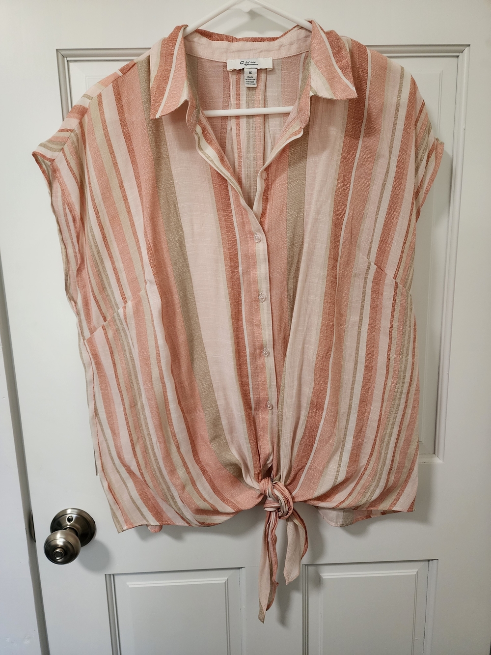 Lightweight Tie-Front Button Down Top in Peach & Cream Stripes